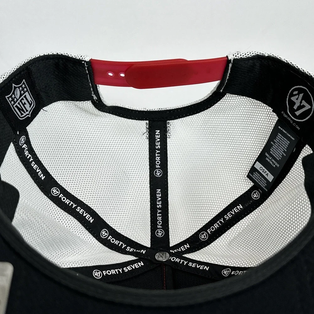 Tampa Bay Buccaneers Downburst Relaxed Hitch Trucker Rope SnapBack **NEW**